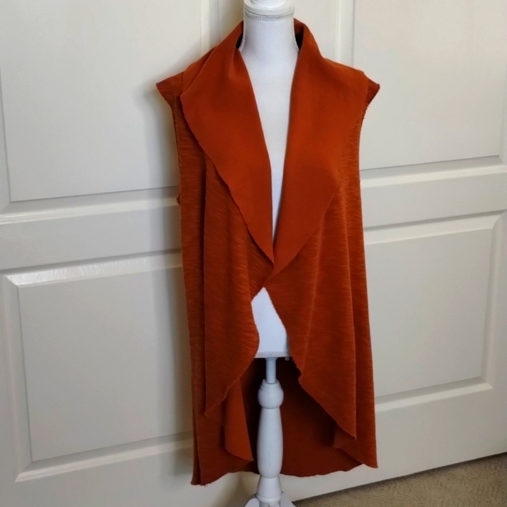Matilda Jane Run Through Vest Cardigan medium burnt orange sleeveless
